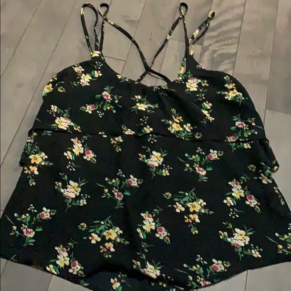 Ruffle tank - Picture 2 of 3